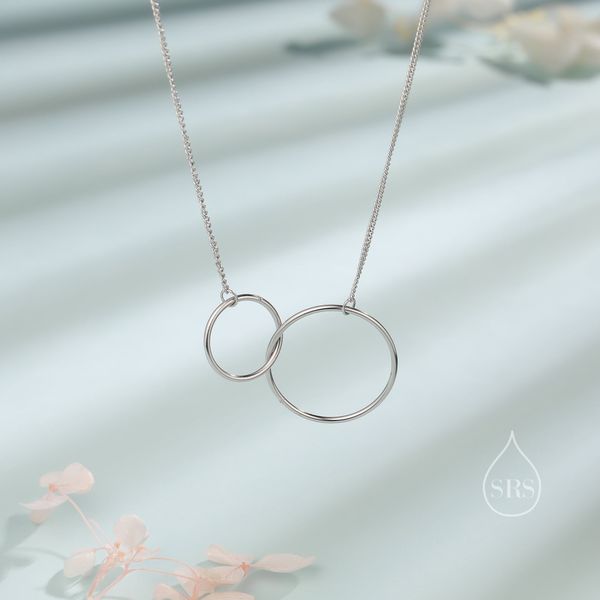 Sterling Silver Linked Interlinking Circle Pendant Necklace, Adjustable Length, Infinity Double Circle Necklace, Sisters, Friendship