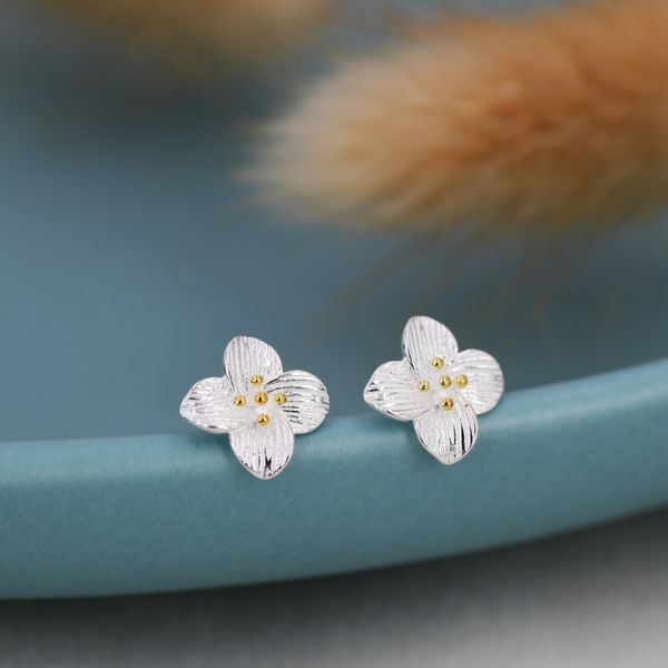 Dainty Flower Stud Earrings in Sterling Silver, Two Tone Silver Dogwood Flower Earrings, Nature Inspired Earrings, Plant Earrings